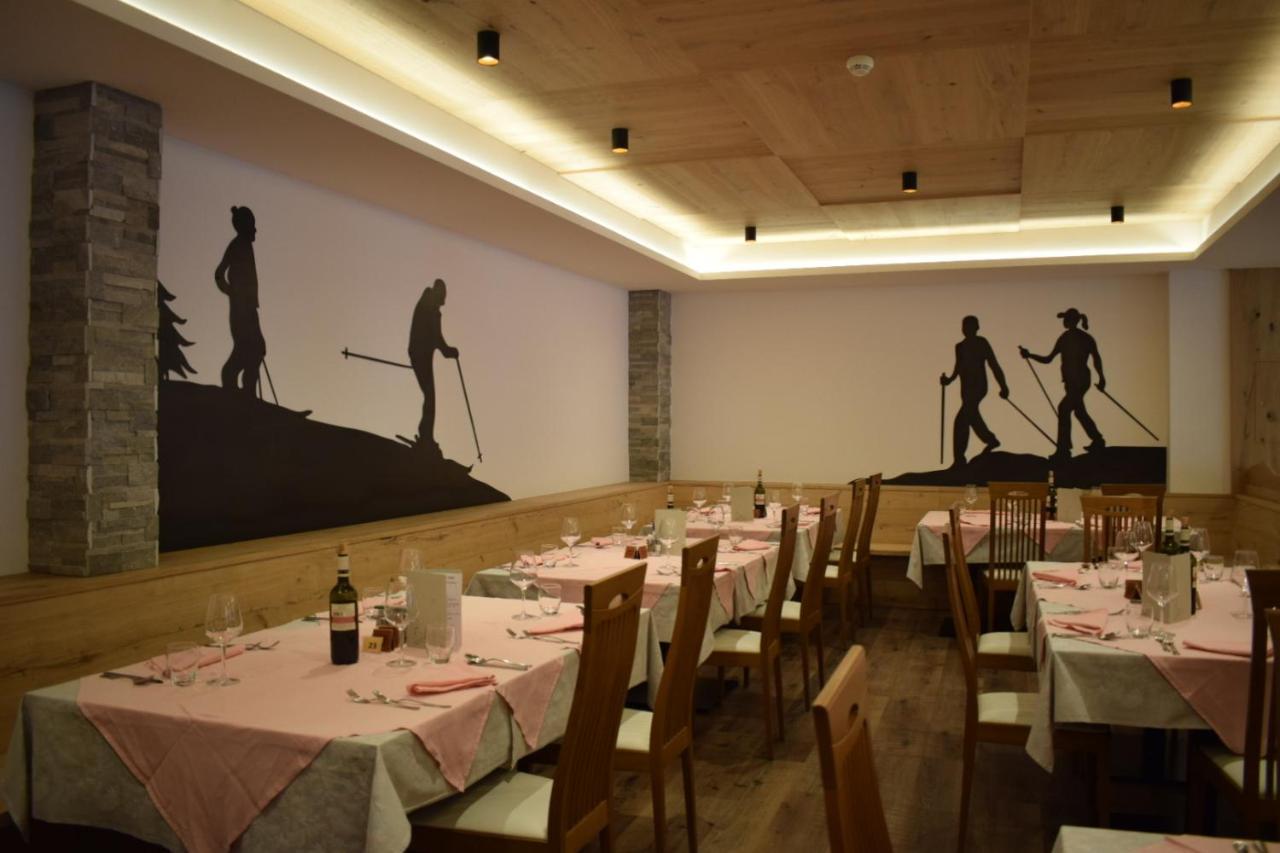 Hotel Bellaria Predazzo Esterno foto