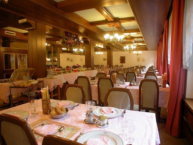 Hotel Bellaria Predazzo Esterno foto